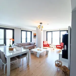 Luxury Fully Equipped 3br 2ba By Siena شقة